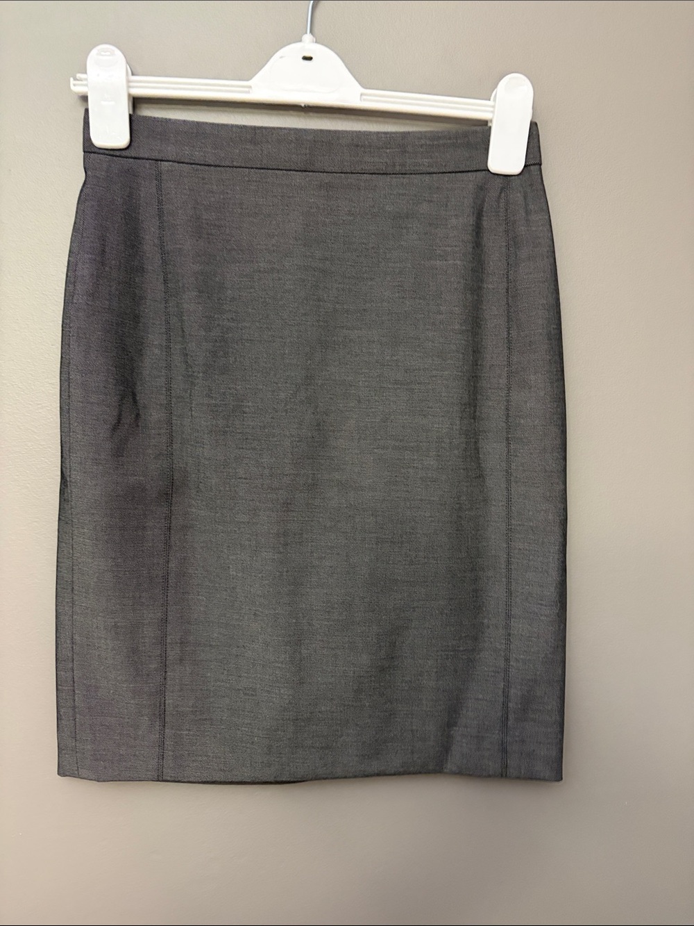 Ann Taylor Gray Pencil Skirt - Size 0